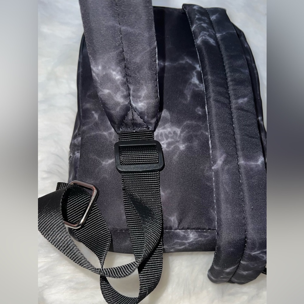 Black Marbled Mini Backpack - Picture 5 of 6